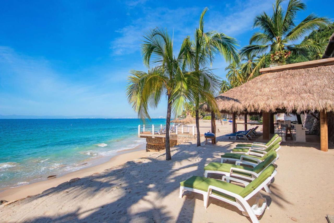Beachfront Salinas House Villa